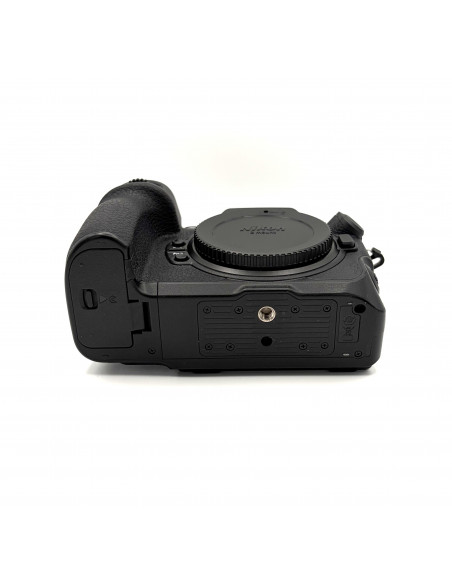 Nikon Z8