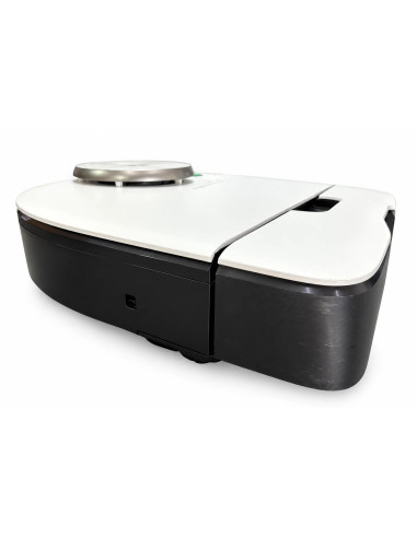 Vorwerk Kobold VR7 with CB7 charging station